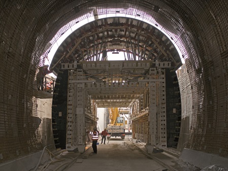 Blick aus dem Inneren des Tunnels Nittel auf die Trägerschalung NOEtec