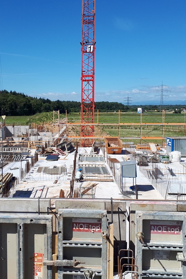 Baustelle der Rendler Bau GmbH mit NOEtop im Einsatz